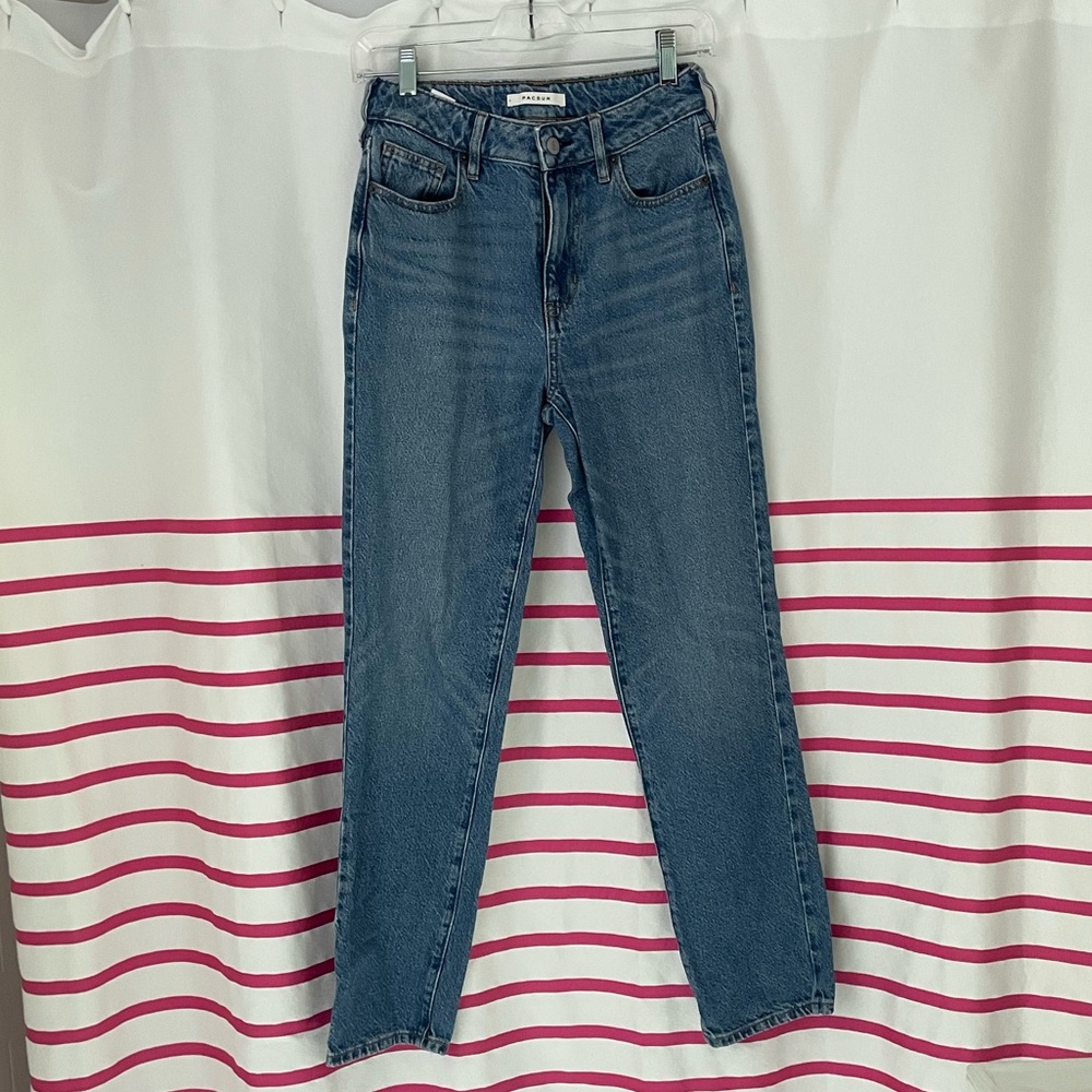 Pacsun size 25 medium wash mom Jean
